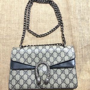 GG Cross body bag (Make any offer)